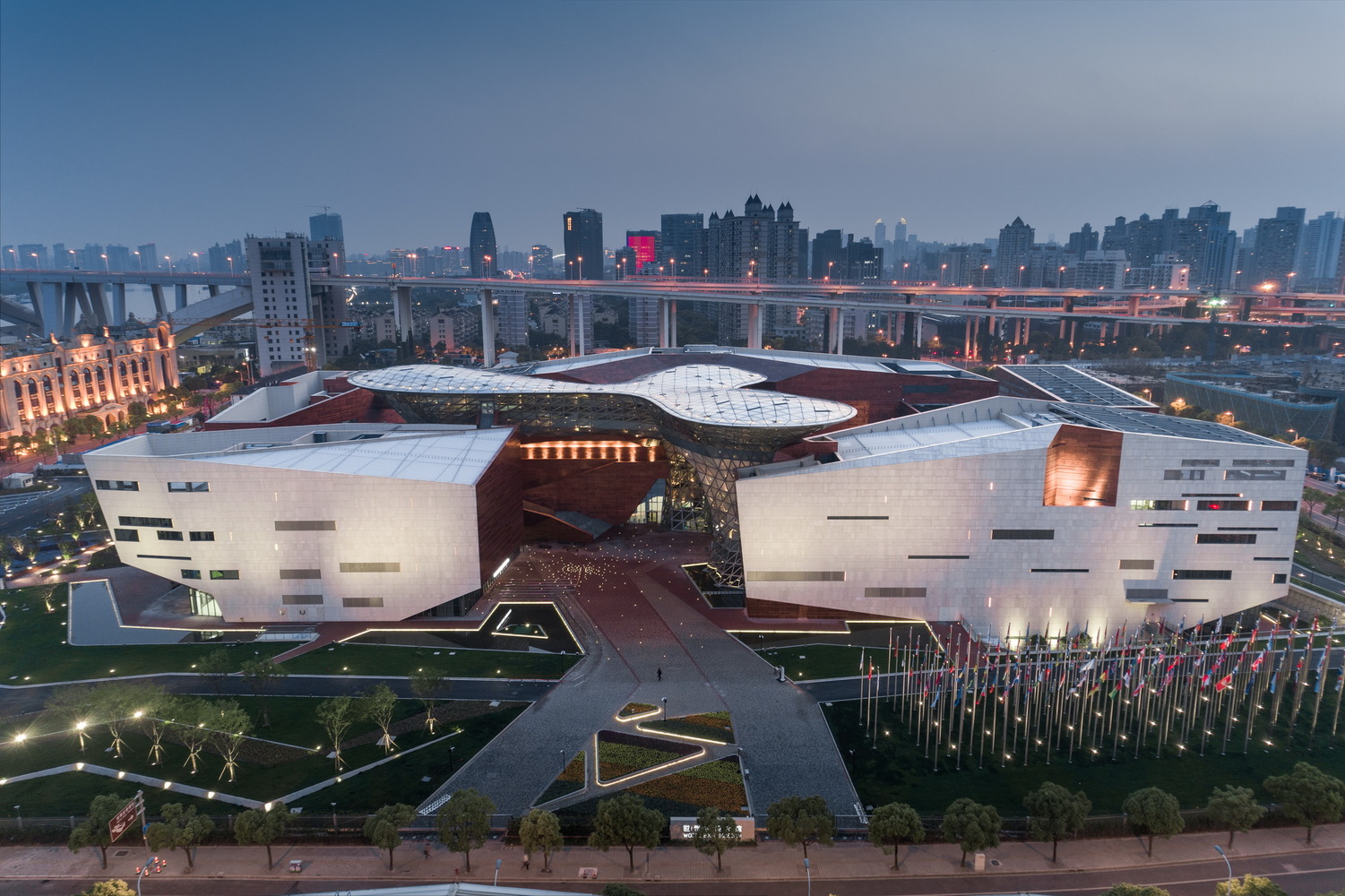 上海世博会博物馆（铜复合板）